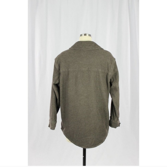 Everlane Flannel Shacket - Picture 4 of 8